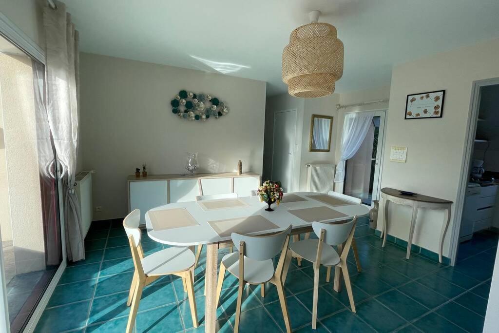 L'Olivier Du Cabellou, A 900 M Des Plages 콩카르노 외부 사진